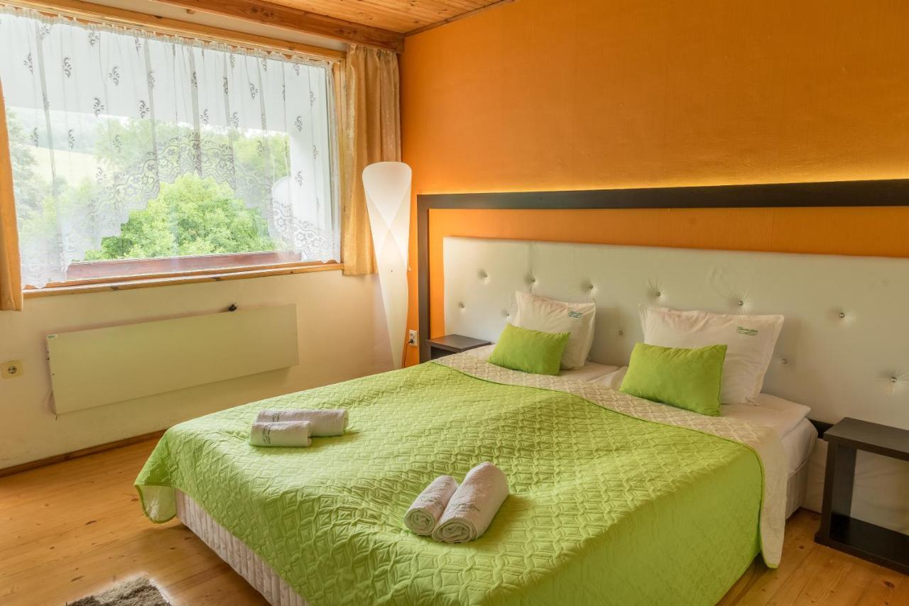 Hotel Paradise Place Kałofer Zewnętrze zdjęcie