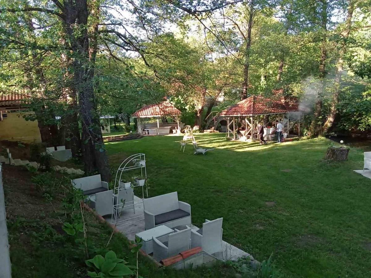 Hotel Paradise Place Kałofer Zewnętrze zdjęcie