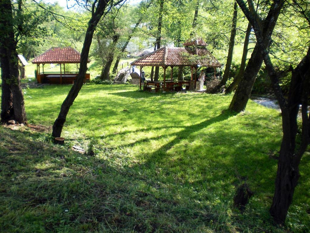 Hotel Paradise Place Kałofer Zewnętrze zdjęcie