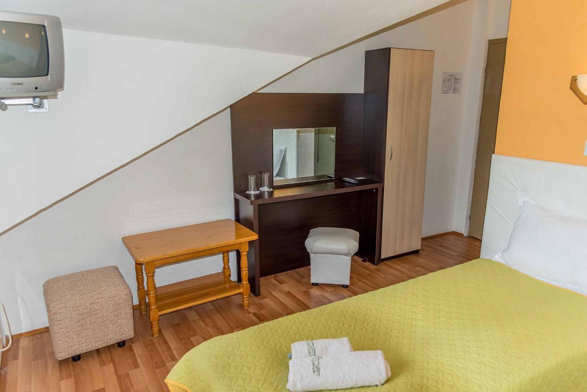 Hotel Paradise Place Kałofer Zewnętrze zdjęcie