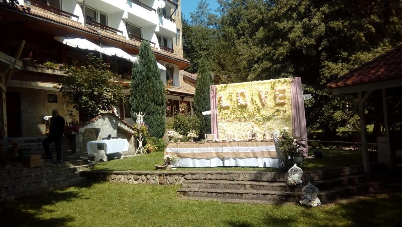 Hotel Paradise Place Kałofer Zewnętrze zdjęcie